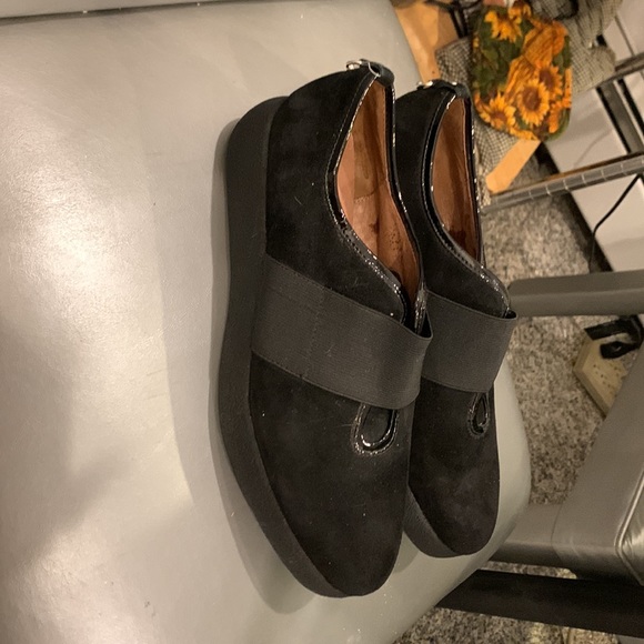 Donald Oliver suede flats - Picture 3 of 5